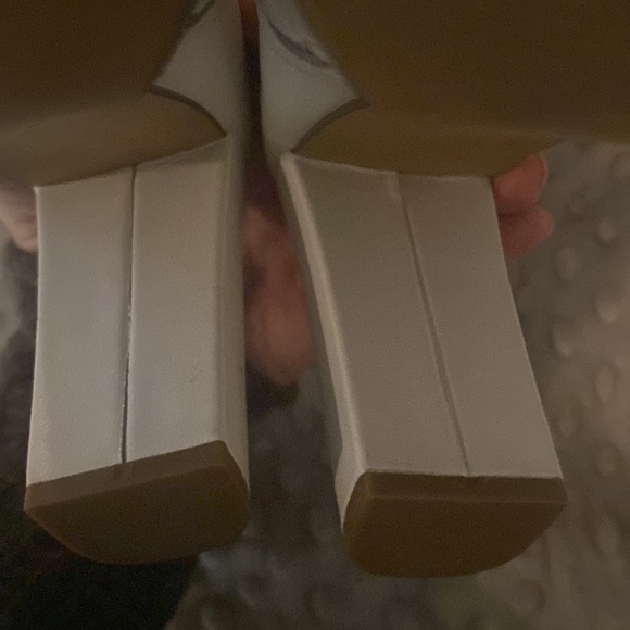 White leather upper Steve Madden heeled boots - Picture 4 of 12